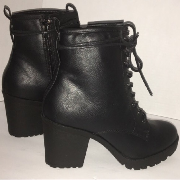 ZIGIny's Kourtian NIB Moto-Style boots Sz 8.5 & 9M - Picture 5 of 8